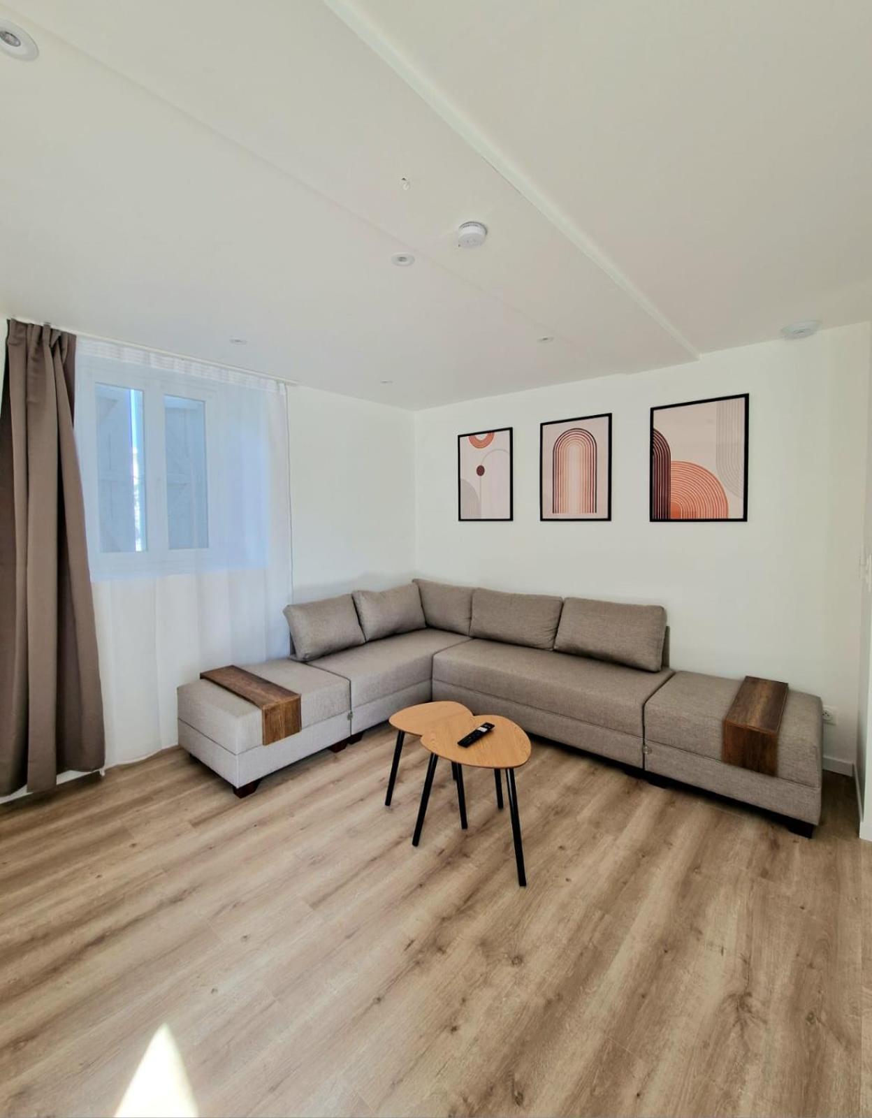 New L'Oasis Magnifique Apt Avec Jardin Apartment Puyoo Exterior photo